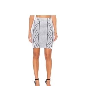 BCBGeneration-Women’s Geometric Design Mini Skirt in White Gray Black Size XS/S